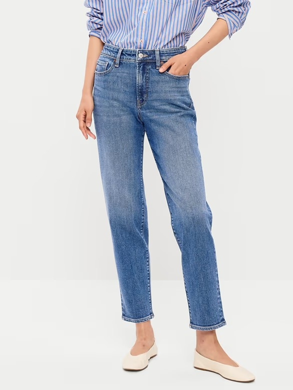 Old Navy Women's Boyfriend Jeans in Medium Blue